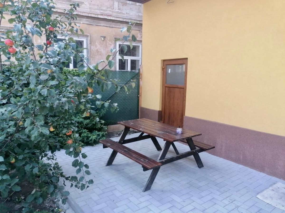 Apartmány Statek Bezdědice Hostomice Exterior foto